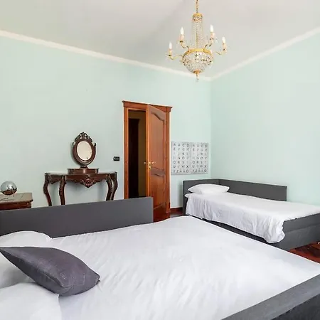 Porta Maggiore Sant Orsola Family House アパート ボローニャ